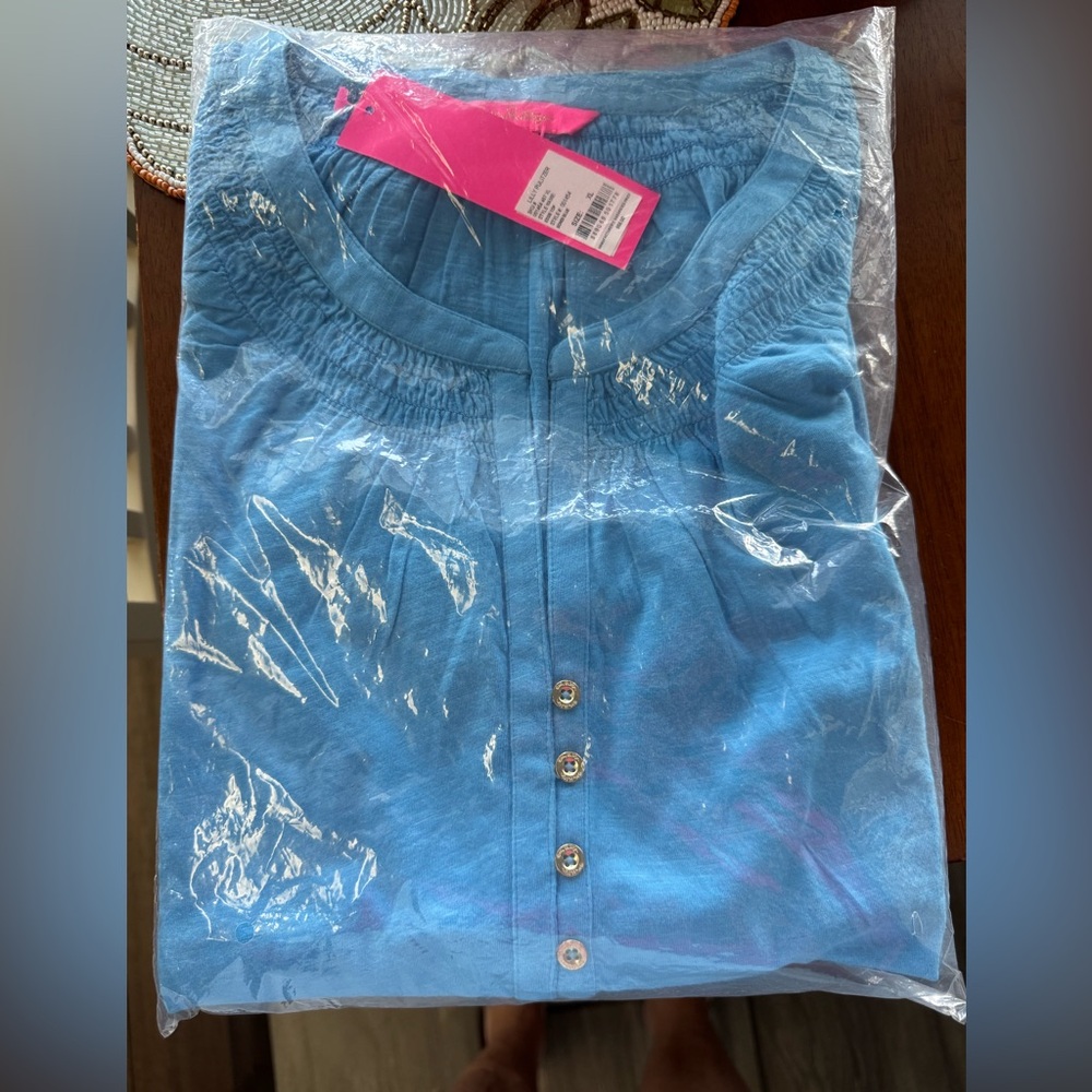 Lilly Pulitzer essie top NWT in bondi blue sz XL